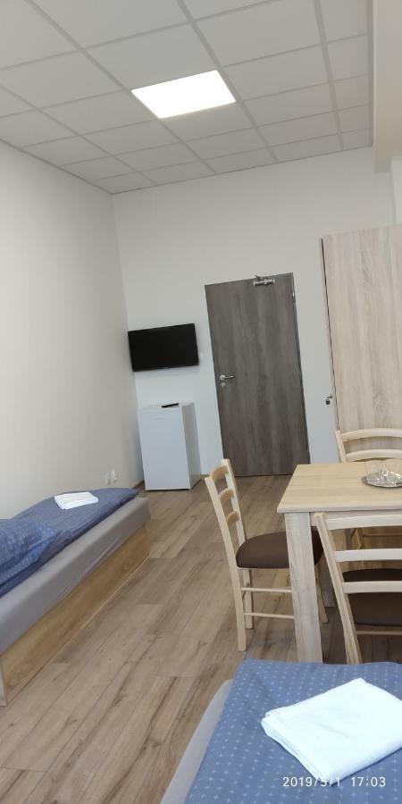 White Coral Club Vandrerhjem Košice Eksteriør bilde