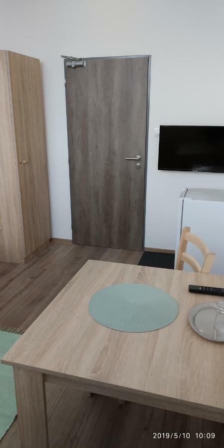 White Coral Club Vandrerhjem Košice Eksteriør bilde